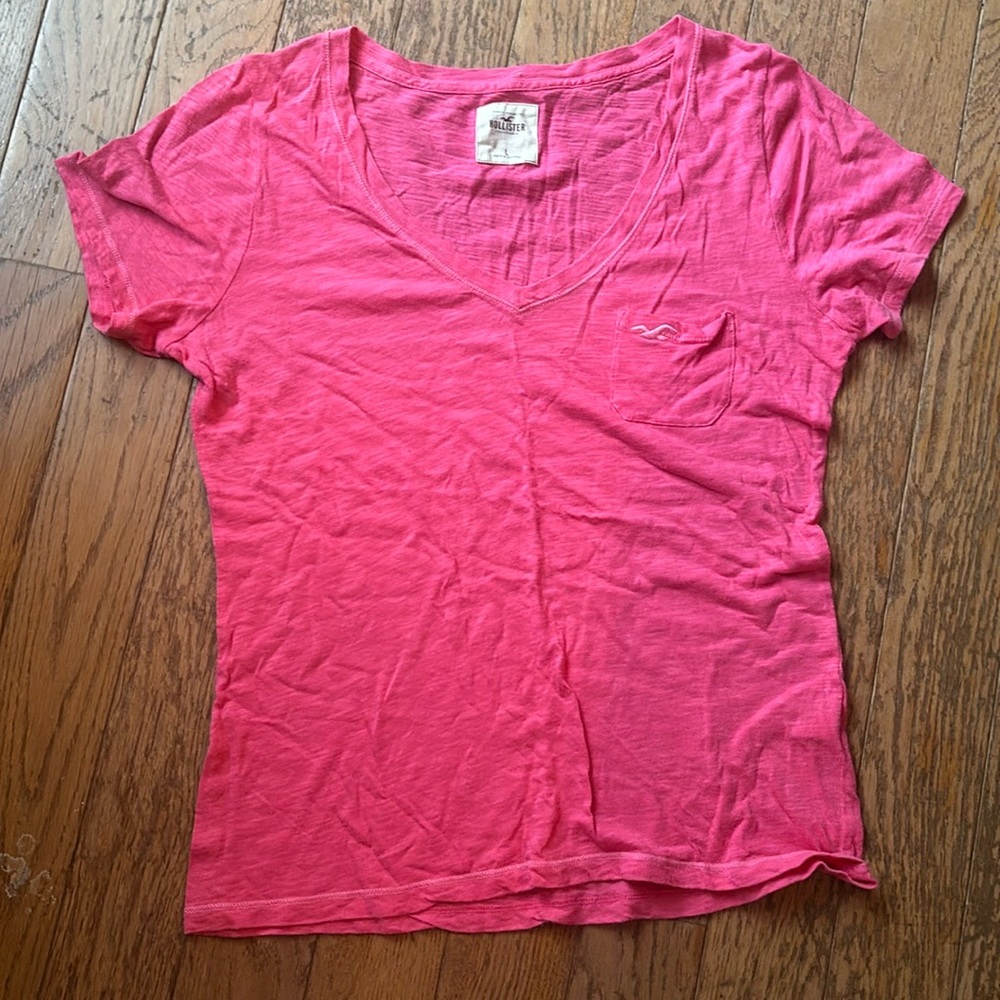 Hollister V Neck T Shirt